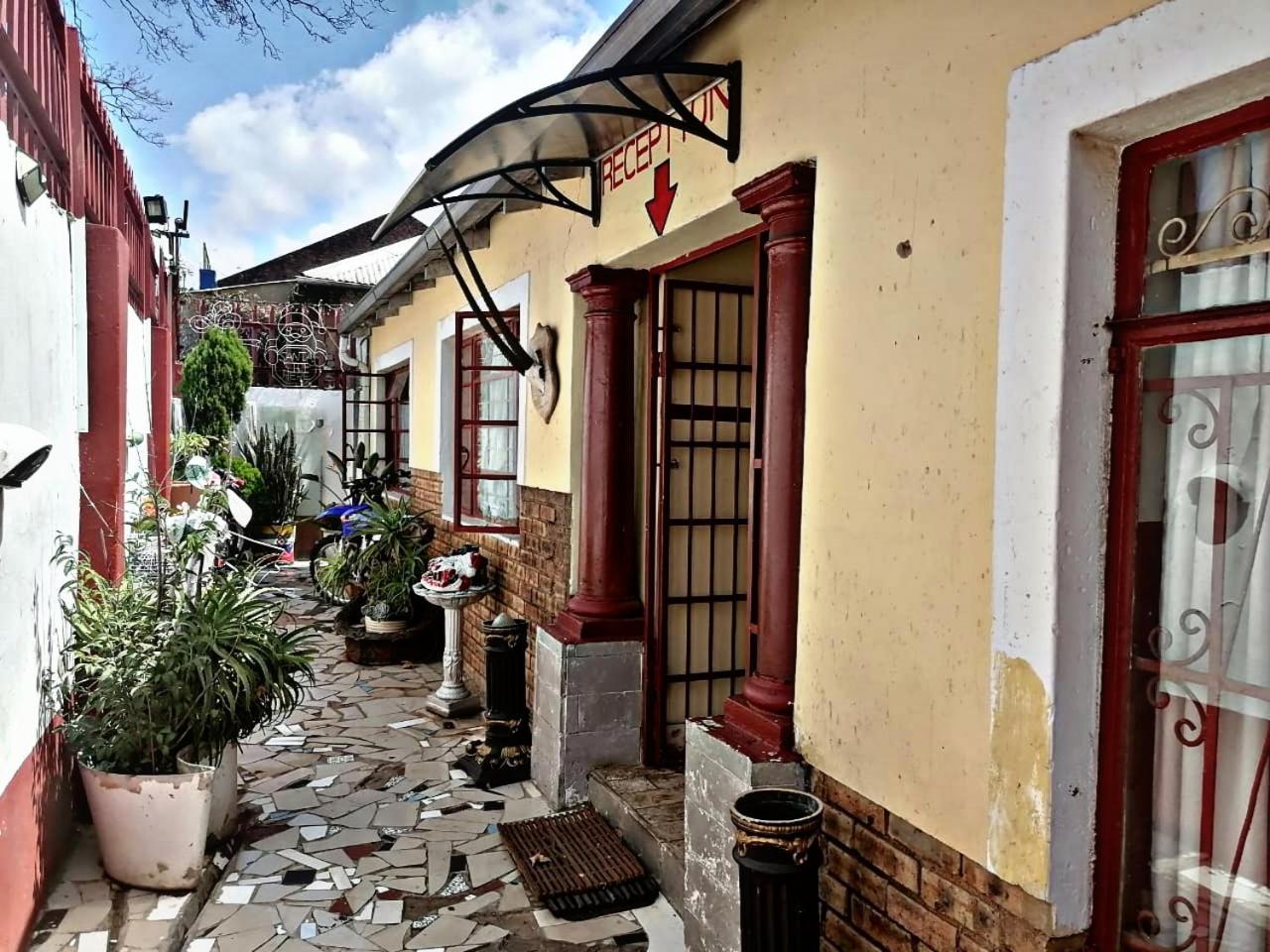 Valleycenter Guesthouse Johannesburg Exterior foto